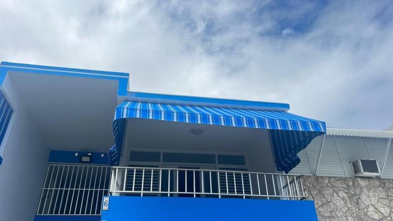 Oceanview Apartment Steps To The Beach ルキリョ エクステリア 写真