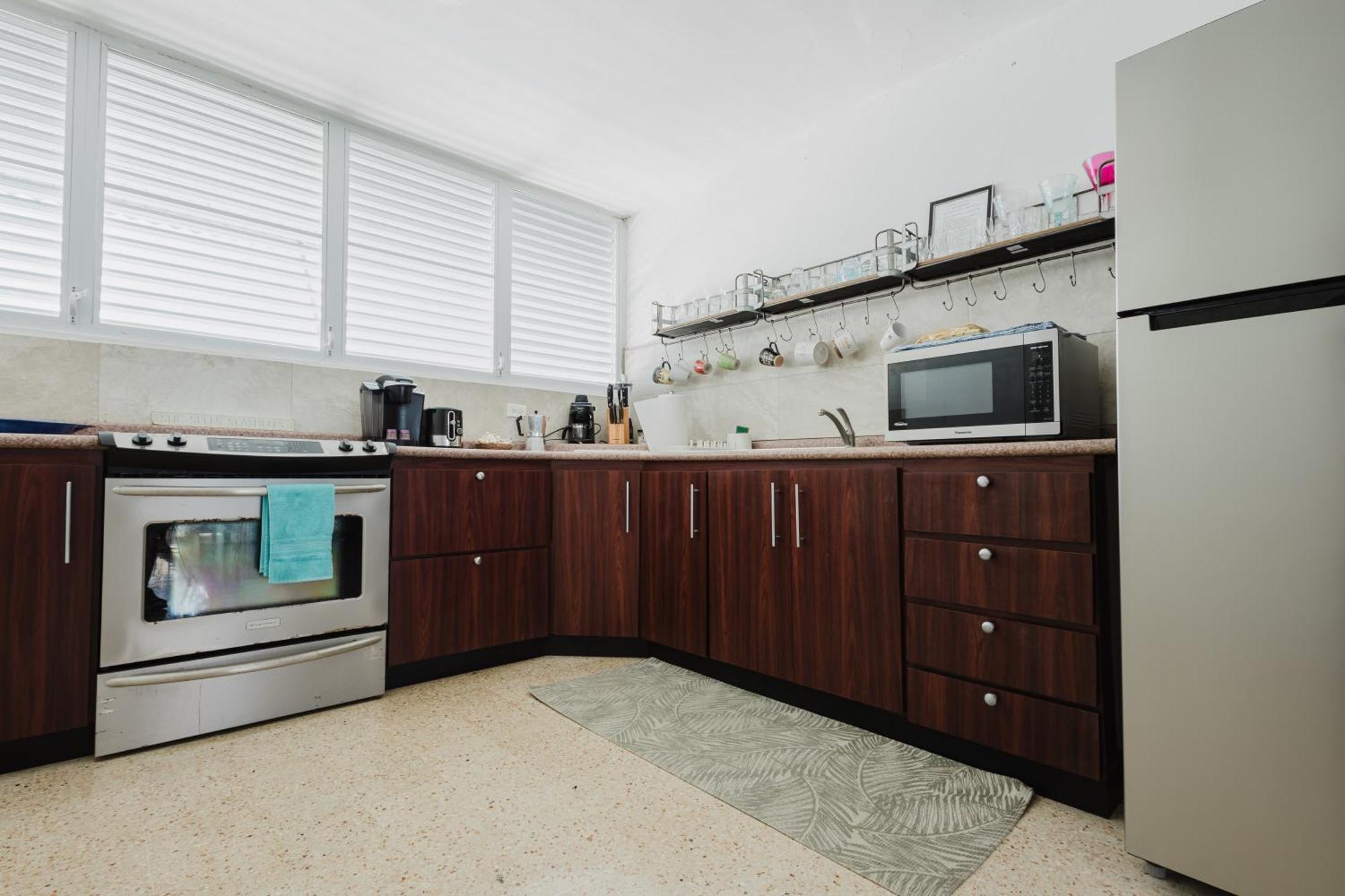 Oceanview Apartment Steps To The Beach ルキリョ エクステリア 写真
