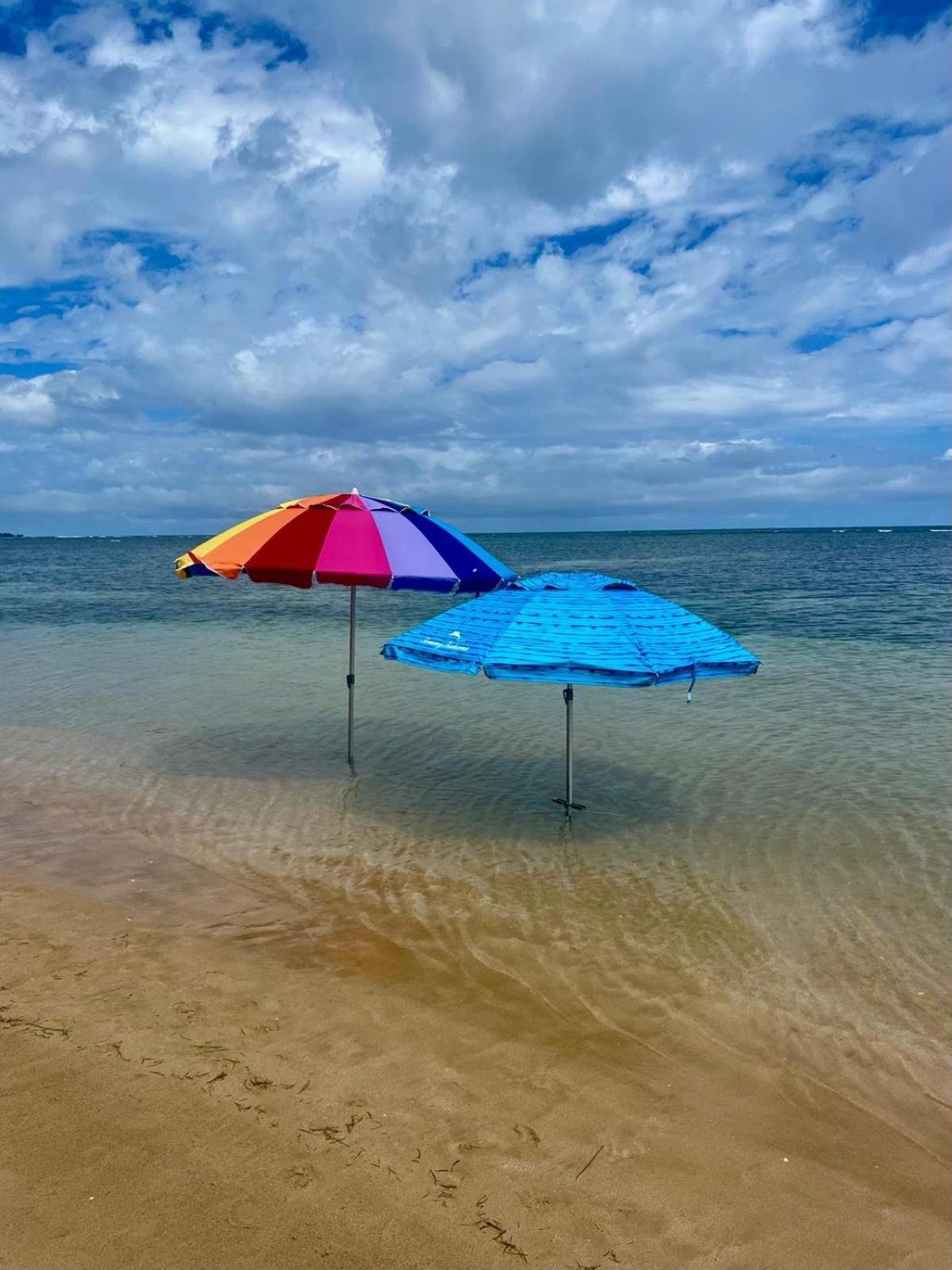 Oceanview Apartment Steps To The Beach ルキリョ エクステリア 写真