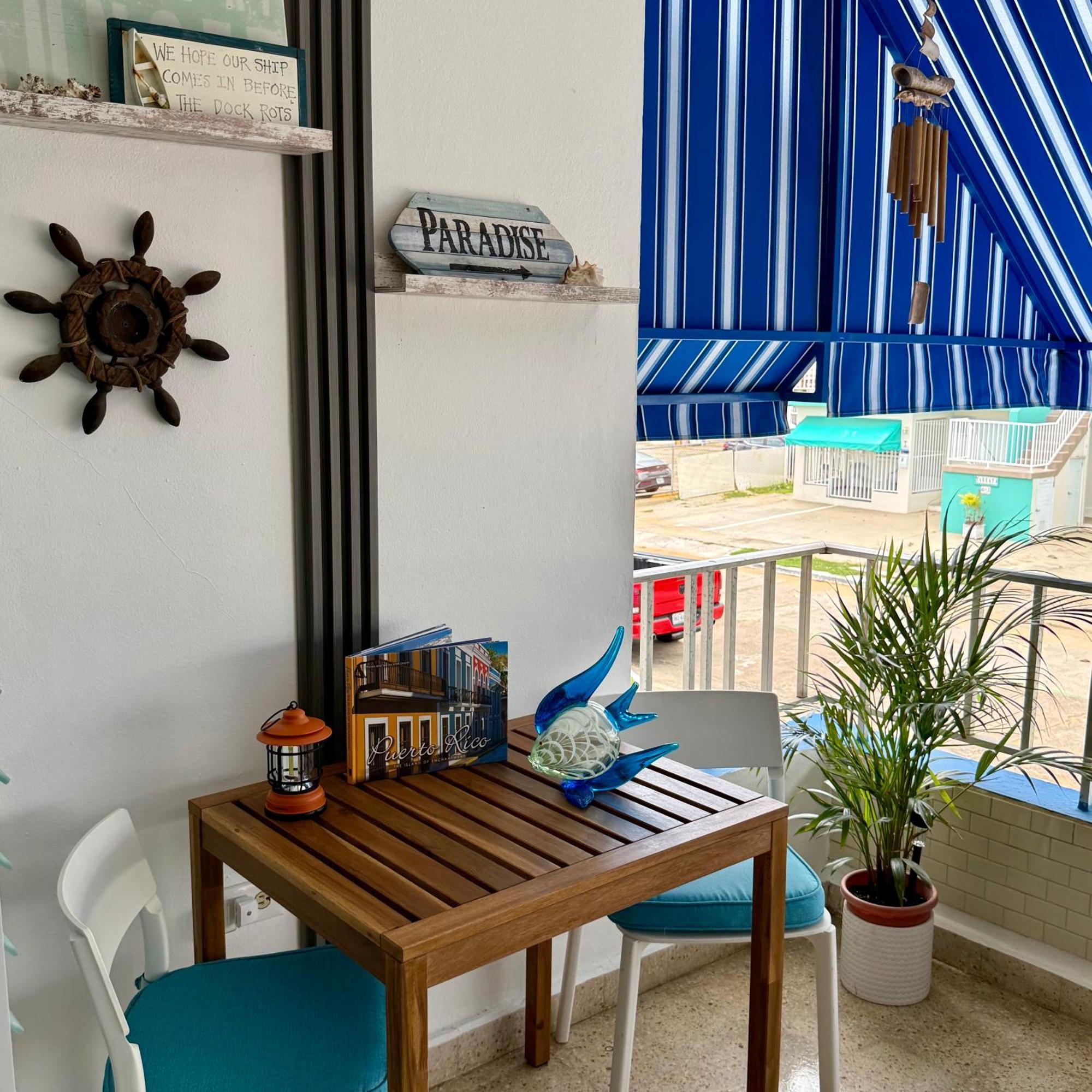 Oceanview Apartment Steps To The Beach ルキリョ エクステリア 写真