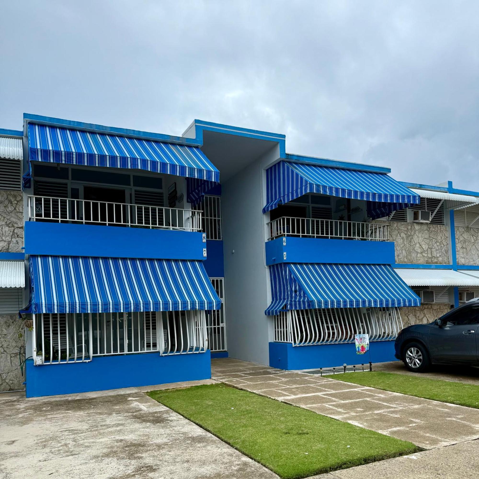 Oceanview Apartment Steps To The Beach ルキリョ エクステリア 写真